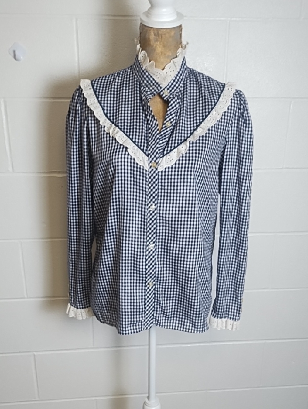 Navy Gingham Chekced with Eyelet Lace-Trim Button up Blouse Vintage